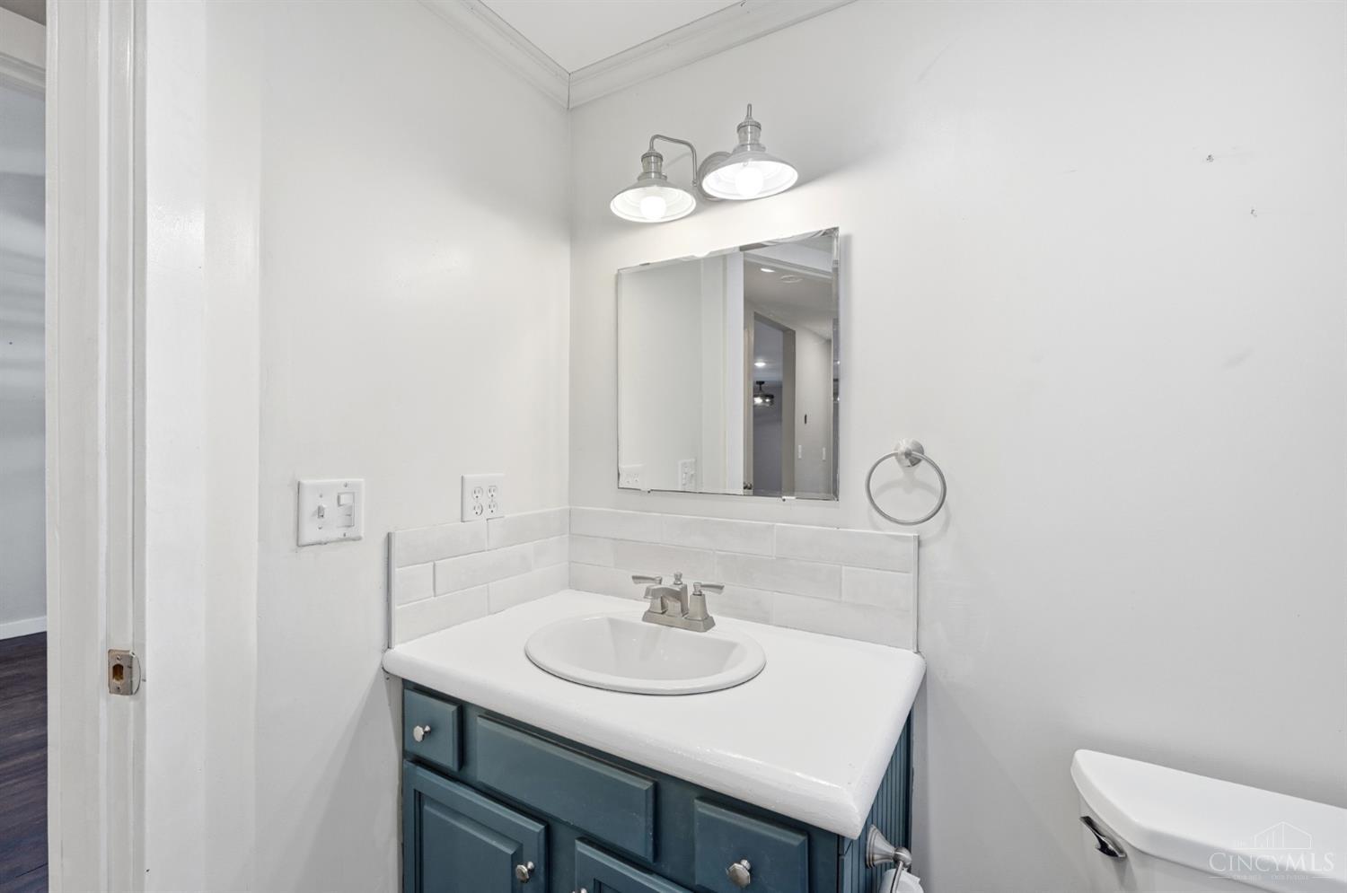 5792 Gaines Road Cincinnati, OH 45247 - Photo 32 of 73