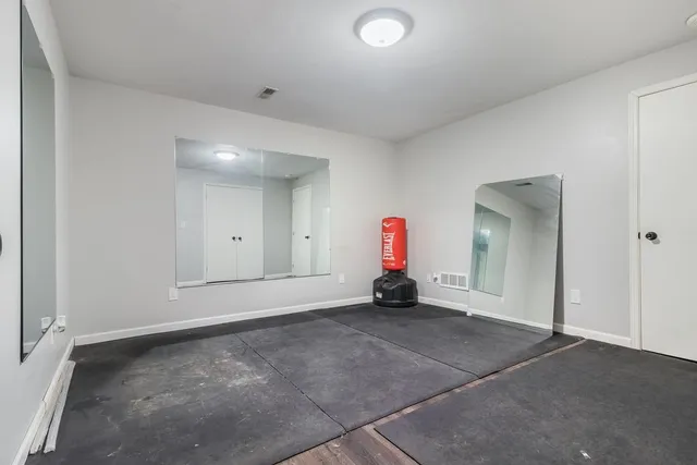 $259,950 | 9203 East 79th Street, Raytown, MO 64138