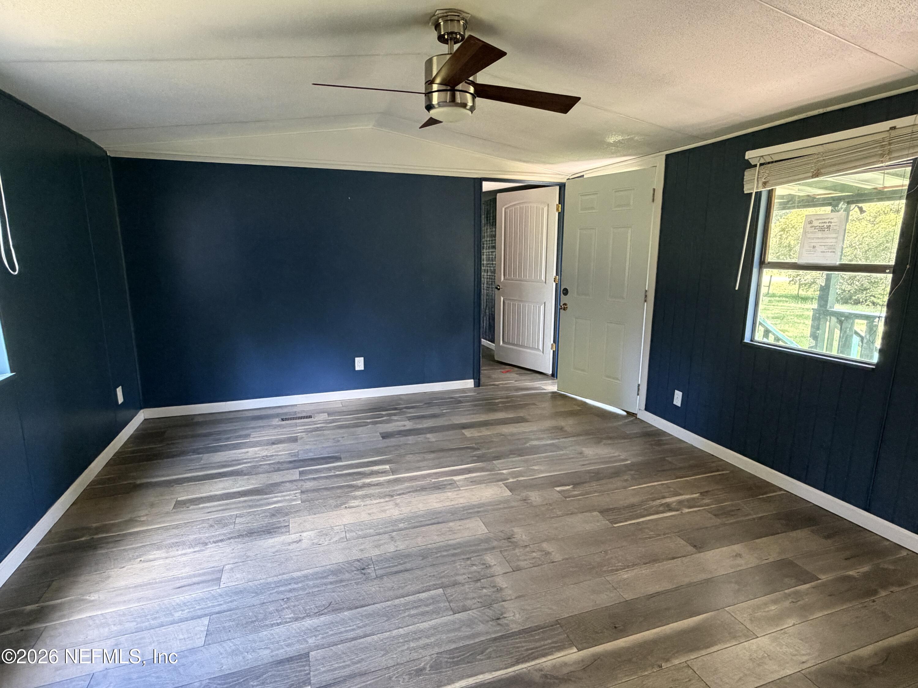 805 Jonathan Road Jacksonville, FL 32234 - Photo 3 of 13 IMG_9101