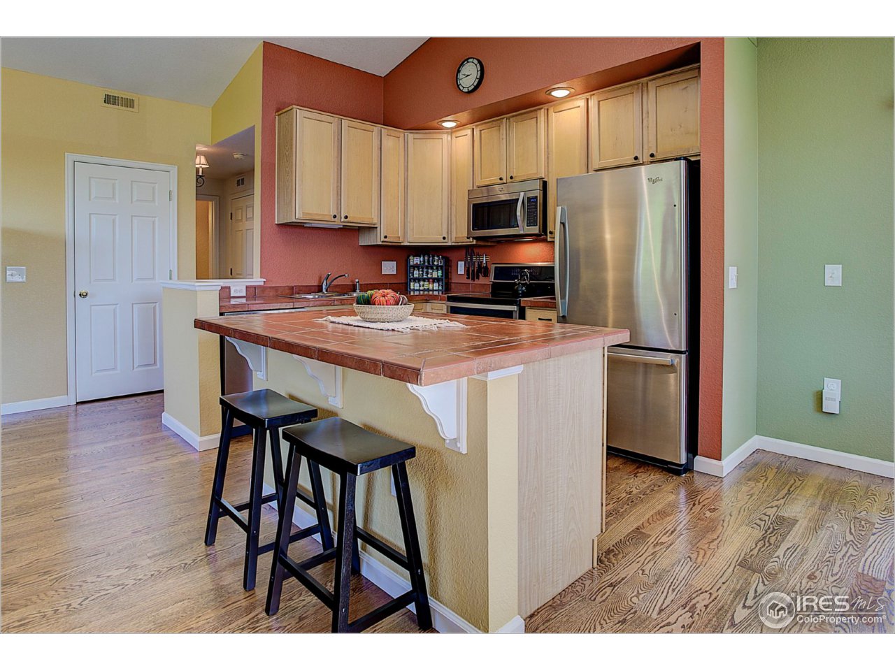 4501 Nelson Road, Unit 2504 Longmont, CO 80503 - Photo 3 of 21 all new appliances