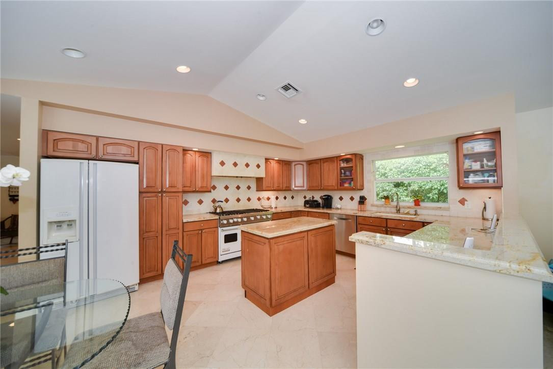 2405 Northwest 36th Street Boca Raton, FL 33431 - Photo 15 of 47 Photo 15