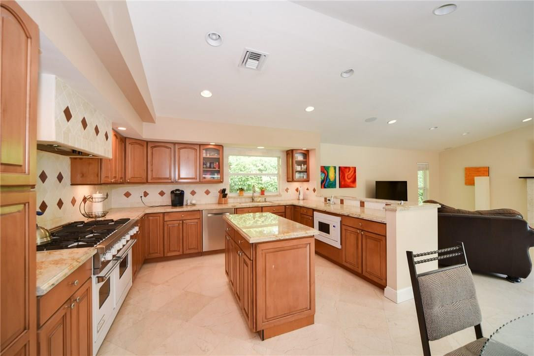 2405 Northwest 36th Street Boca Raton, FL 33431 - Photo 16 of 47 Photo 16