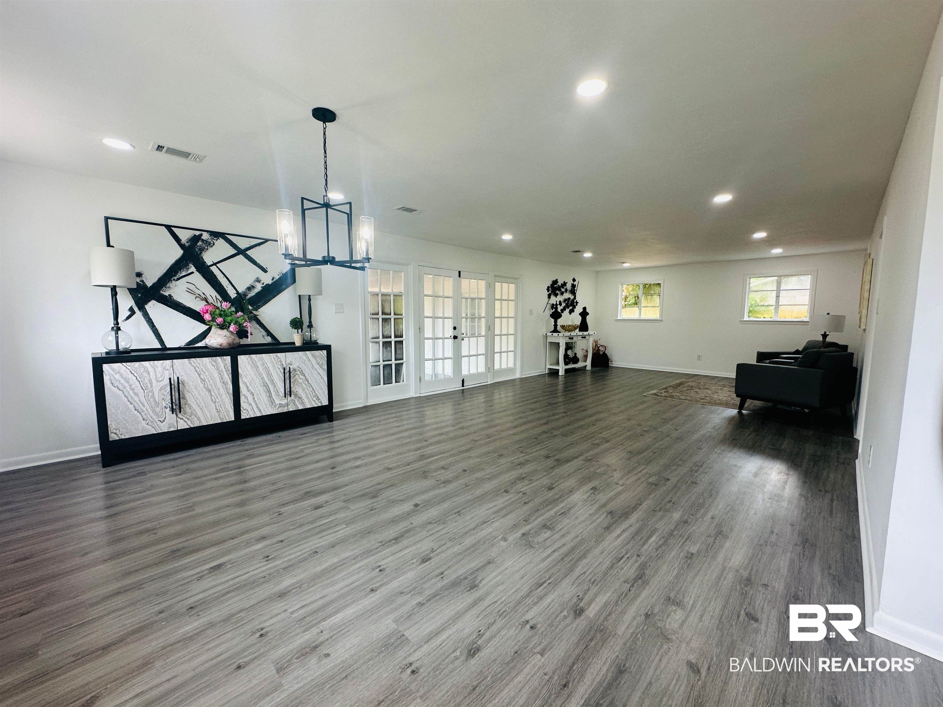 808 Rowell Street Mobile, AL 36606 - Photo 9 of 22