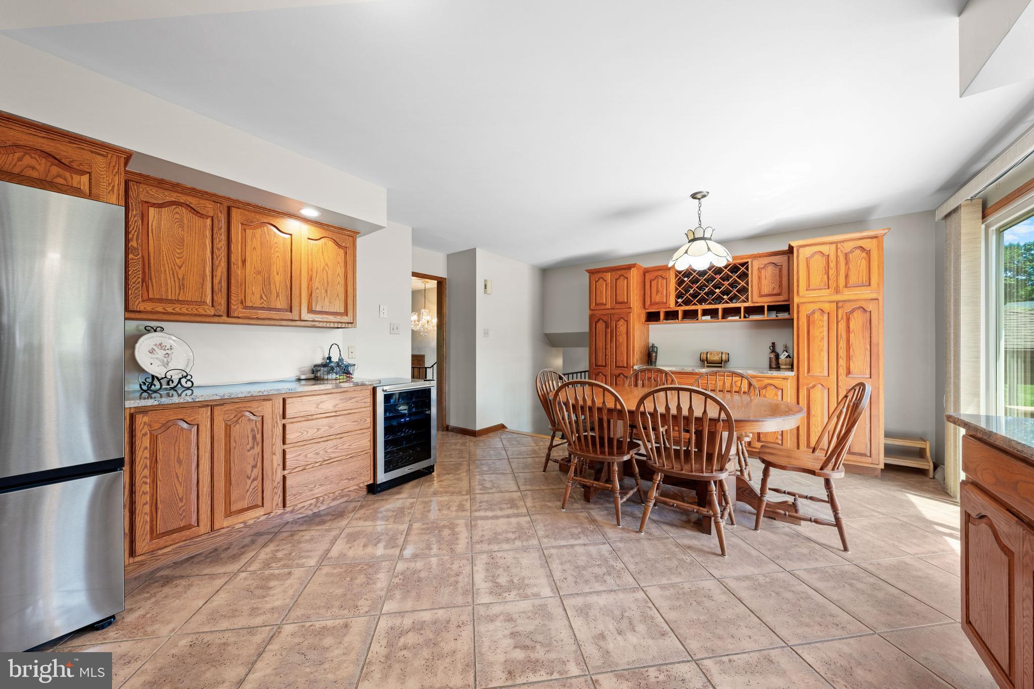 947 Tamenend Road Bath, PA 18014 - Photo 12 of 61
