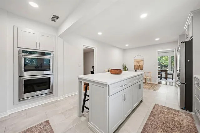 $674,000 | 2801 5th Avenue, Fort Worth, TX 76110