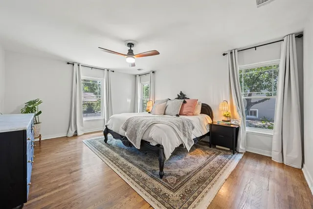 $674,000 | 2801 5th Avenue, Fort Worth, TX 76110