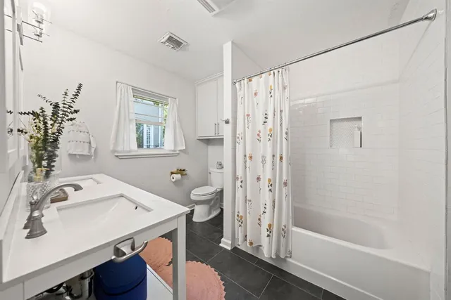 $674,000 | 2801 5th Avenue, Fort Worth, TX 76110