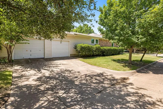 $674,000 | 2801 5th Avenue, Fort Worth, TX 76110