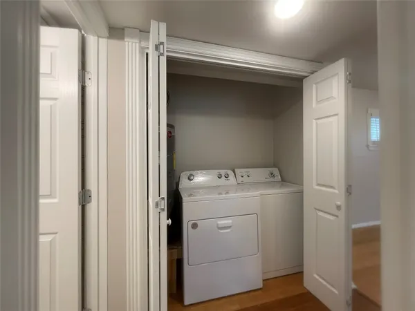 $1,250 | 1502 Heights Boulevard, Unit 10, Houston, TX 77008