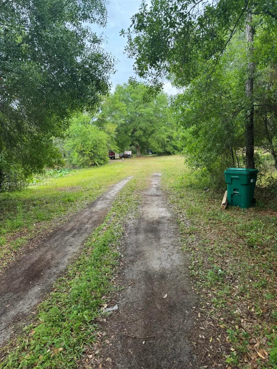 North Okeechobee Okeechobee, FL 34972 - Photo 3 of 5