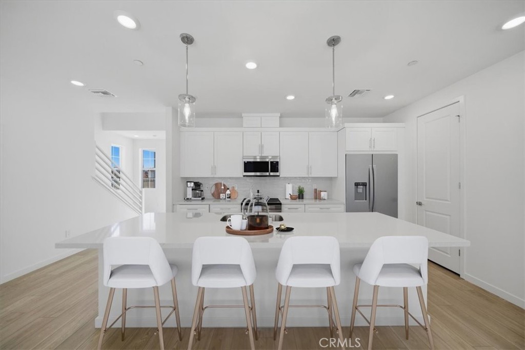 4813 Arroyo Run Moorpark, CA 93021 - Photo 8 of 24 PHOTOS ARE OF MODEL MATCH AND HAVE BEEN VIRTUALLY STAGED. INTERIOR/EXTERIOR FINISHES MAY VARY.