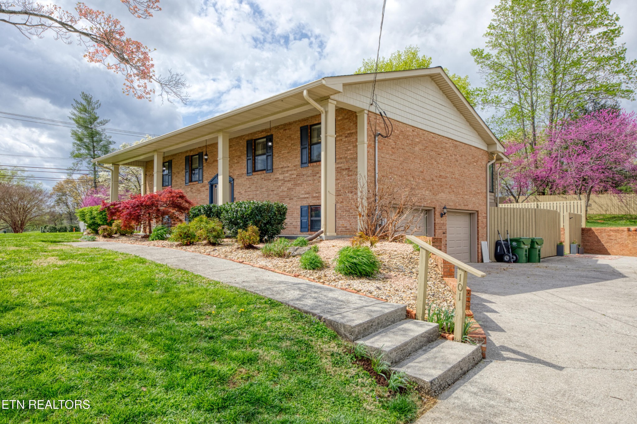101 Candora Road Maryville, TN 37804 - Photo 3 of 55 Gallery Image 3