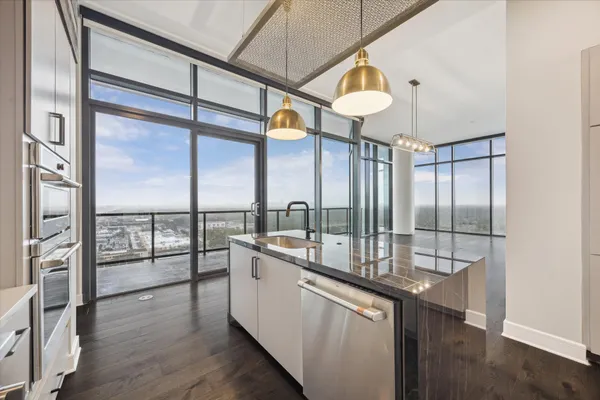 $7,225 | 9757 Katy Freeway, Unit 2501, Houston, TX 77024