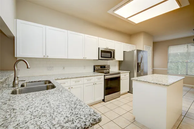 $2,150 | 18422 Auburn Woods Drive, Cypress, TX 77429