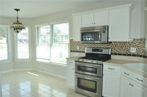 $319,900 | 403 Hunt Club Drive, Greensburg, PA 15601