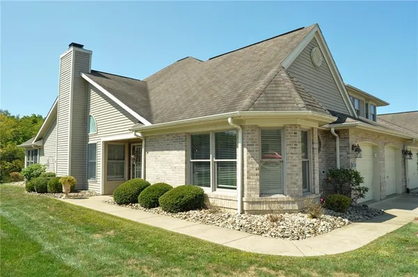 $319,900 | 403 Hunt Club Drive, Greensburg, PA 15601