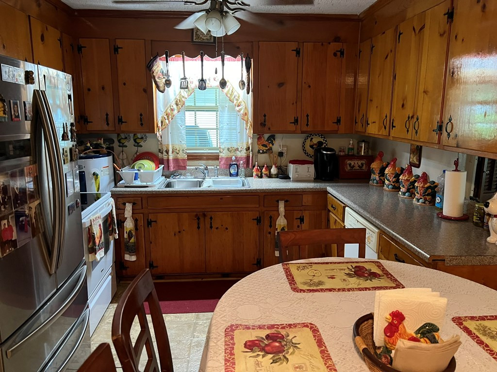 182 State Rd S-38-1224 Cordova, SC 29039 - Photo 8 of 14 Photo 8