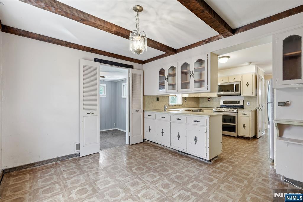 20 Sunnyside Road West Orange, NJ 07052 - Photo 17 of 50
