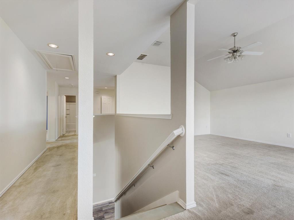2009 Cooper Ridge Lane Heartland, TX 75126 - Photo 23 of 40 a view of an entryway