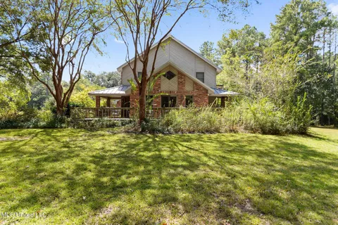 $547,000 | 22 Nottoway Drive, Picayune, MS 39466