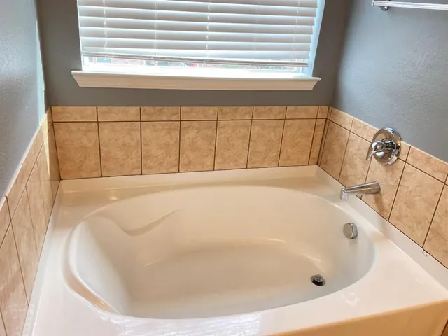 $2,100 | 10105 Placid Drive, McKinney, TX 75072