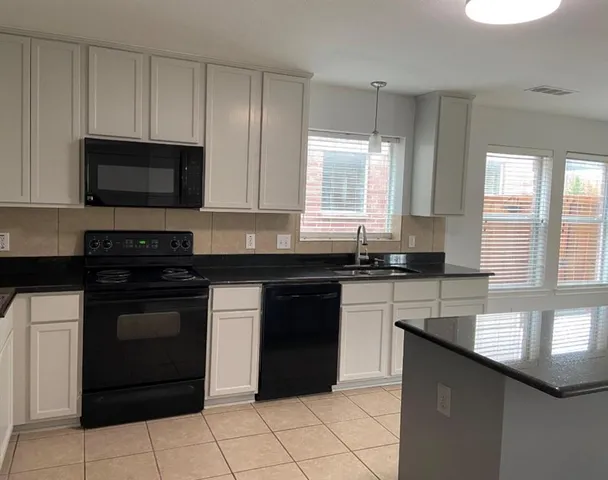 $2,100 | 10105 Placid Drive, McKinney, TX 75072