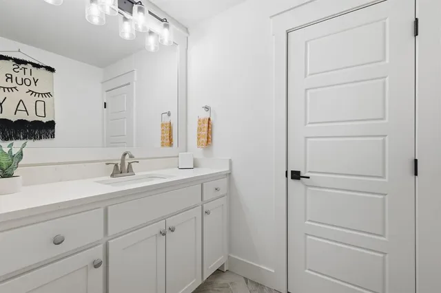 $915,000 | 206 Denton Street East, Argyle, TX 76226