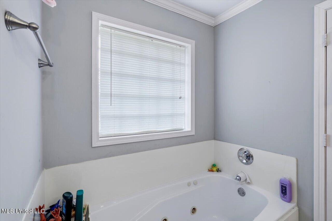 2046 South Cobblestone Cove Brandon, MS 39042 - Photo 15 of 25 20-2046 S Cobblestone Cove _ Home Tours