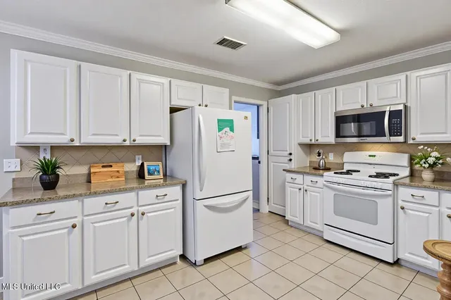 $256,000 | 2046 South Cobblestone Cove, Brandon, MS 39042