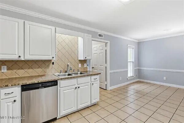$256,000 | 2046 South Cobblestone Cove, Brandon, MS 39042