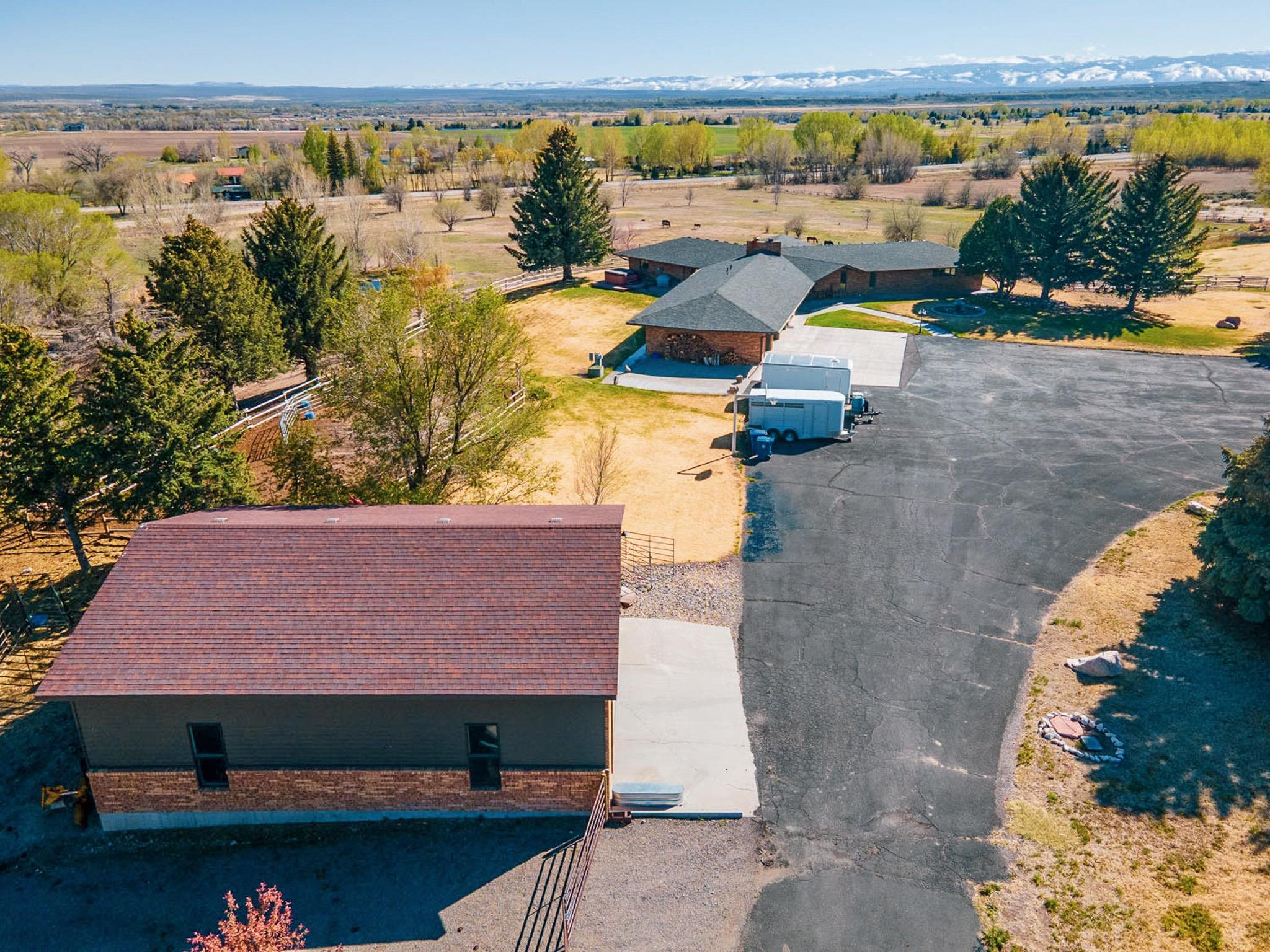 2425 West Main Street Riverton, WY 82501 - Photo 2 of 50
