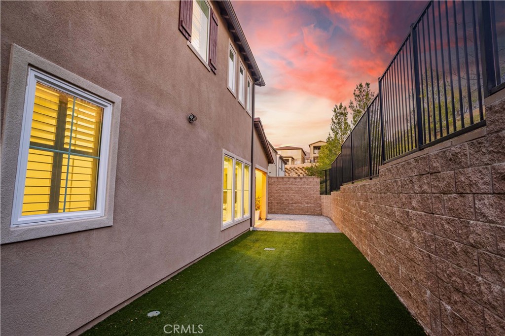 20621 West Chestnut Circle Porter Ranch, CA 91326 - Photo 28 of 37