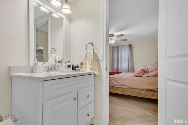 $299,999 | 1744 Parkview Drive, Bedford, IN 47421