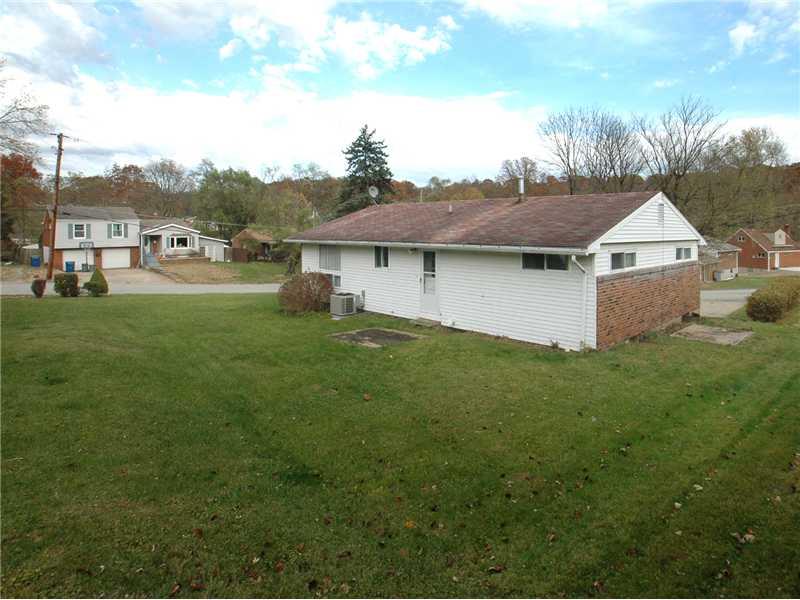 2 Riviera Road Plum, PA 15239 - Photo 20 of 20 Exterior Front.