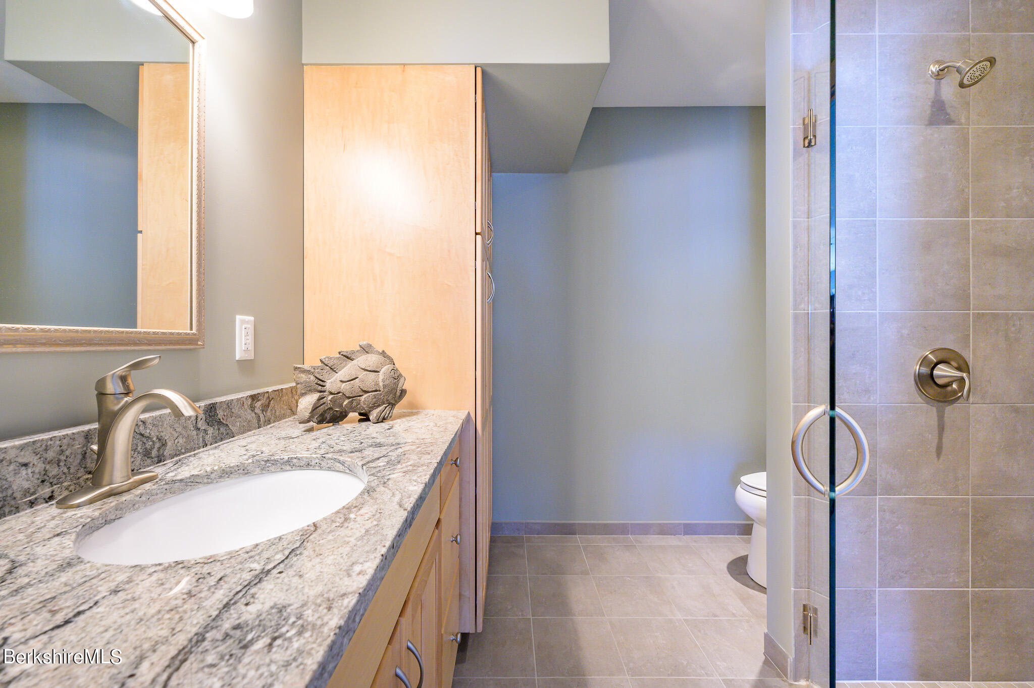 575 Pecks Road Pittsfield, MA 01201 - Photo 23 of 63 First floor bath