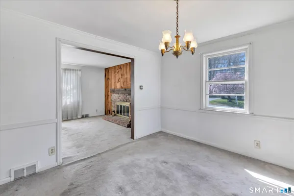 $400,000 | 3850 Old Town Road, Bridgeport, CT 06606