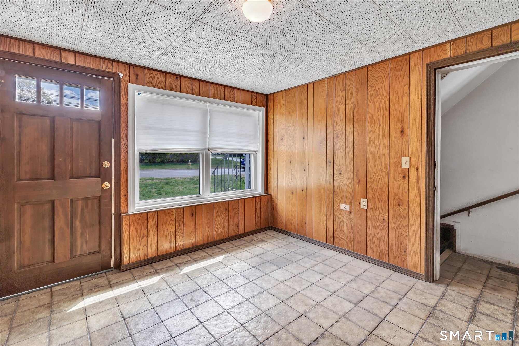 3850 Old Town Road Bridgeport, CT 06606 - Photo 5 of 36