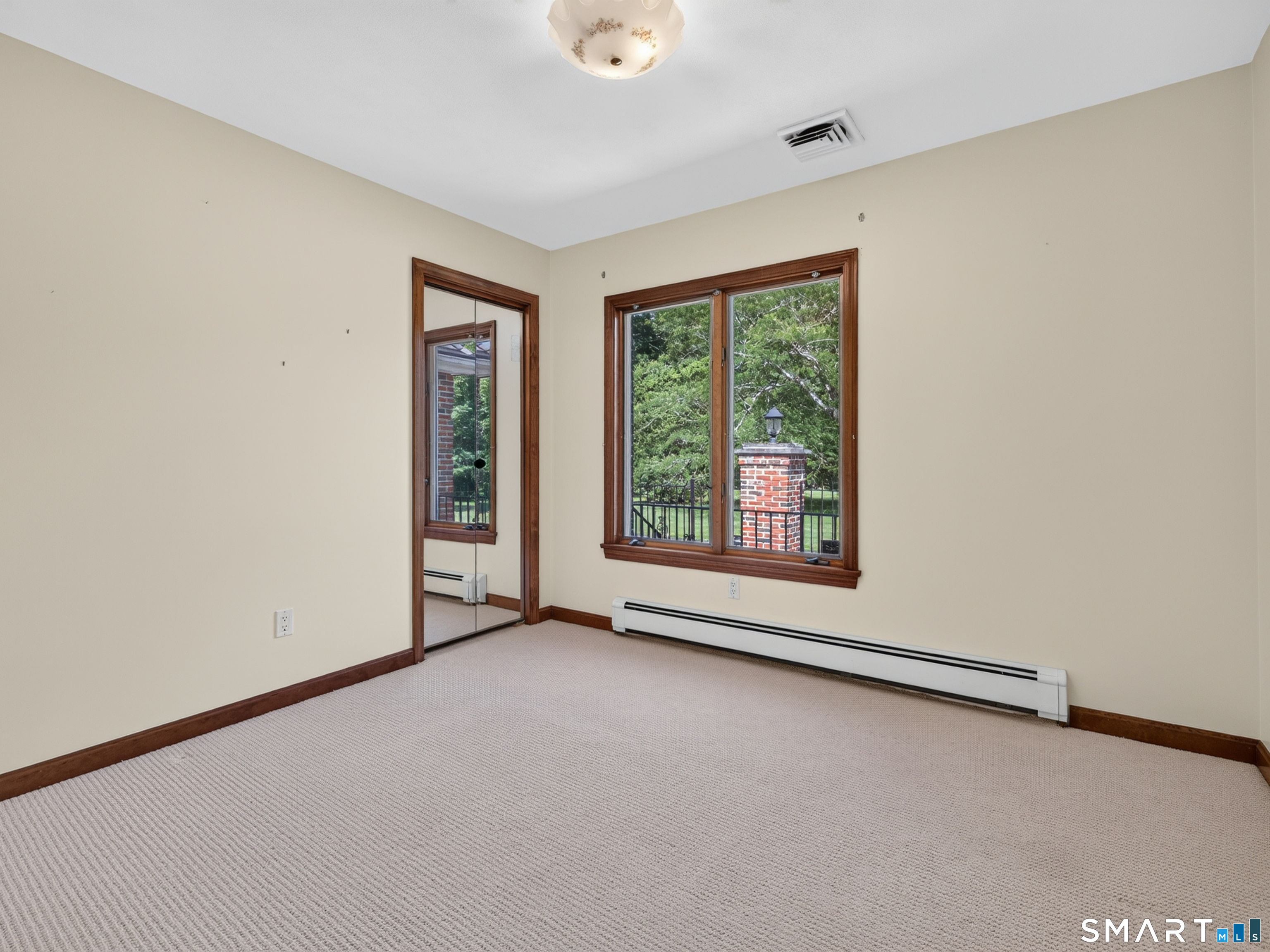 475 Meridian St Extension Groton, CT 06340 - Photo 21 of 40