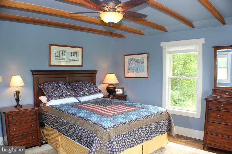 31 Starks Road Washington, VA 22747 - Photo 20 of 30 a bedroom with a bed and a window
