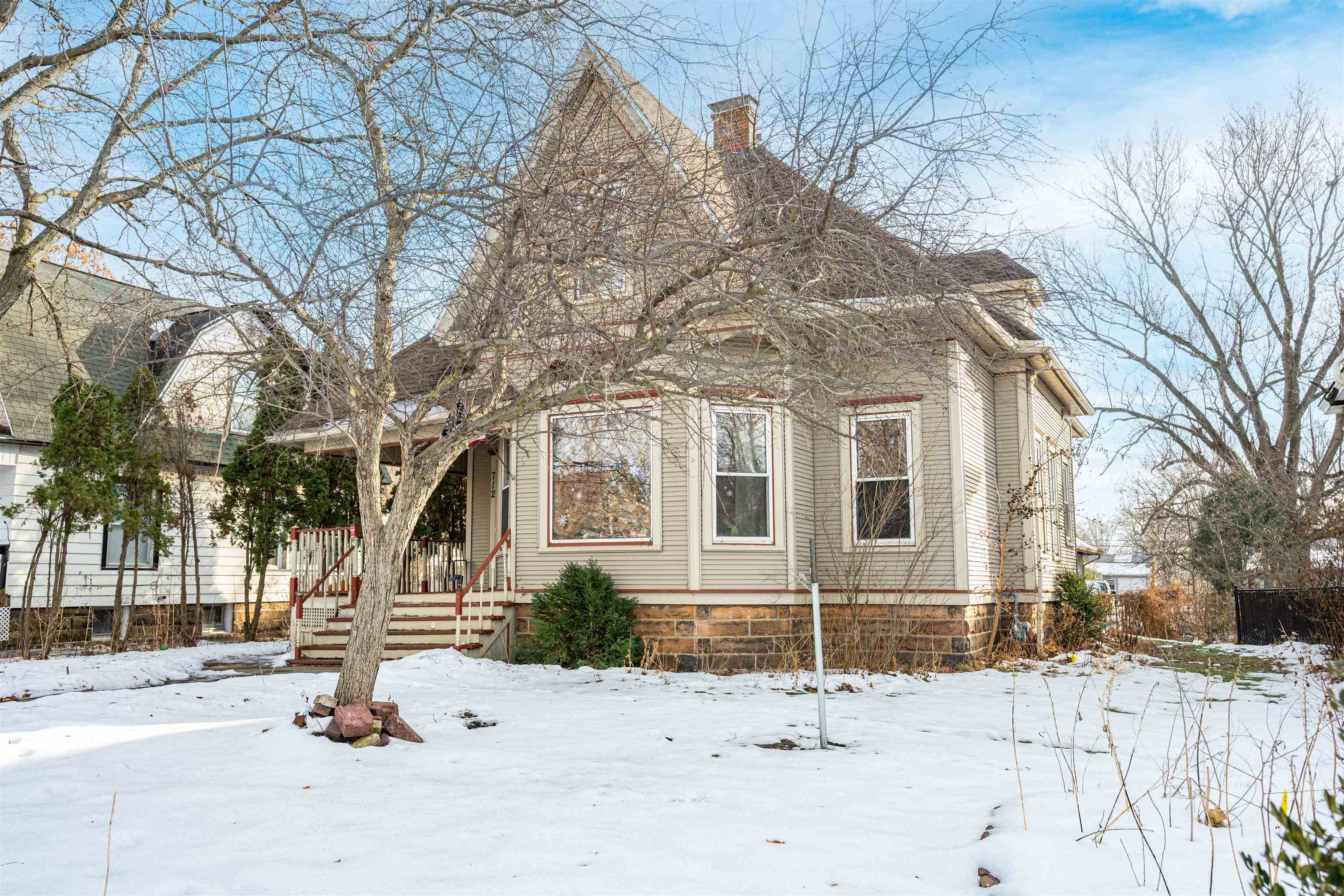 712 East Main Street Reedsburg, WI 53959 - Photo 33 of 36