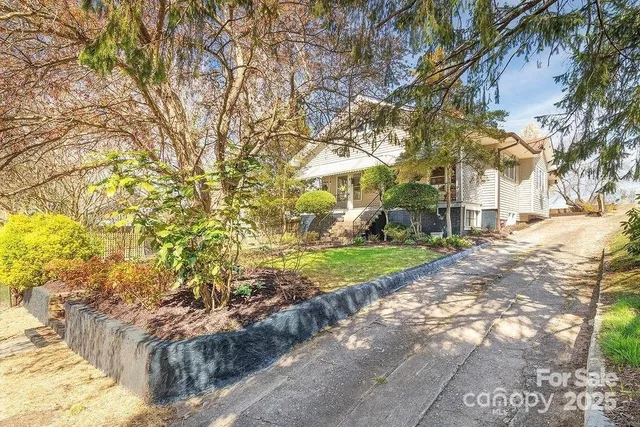 $519,900 | 127 Pennsylvania Avenue, Asheville, NC 28806