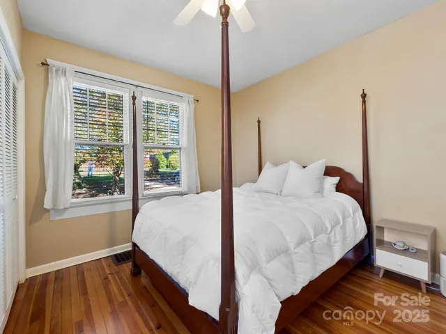 $519,900 | 127 Pennsylvania Avenue, Asheville, NC 28806