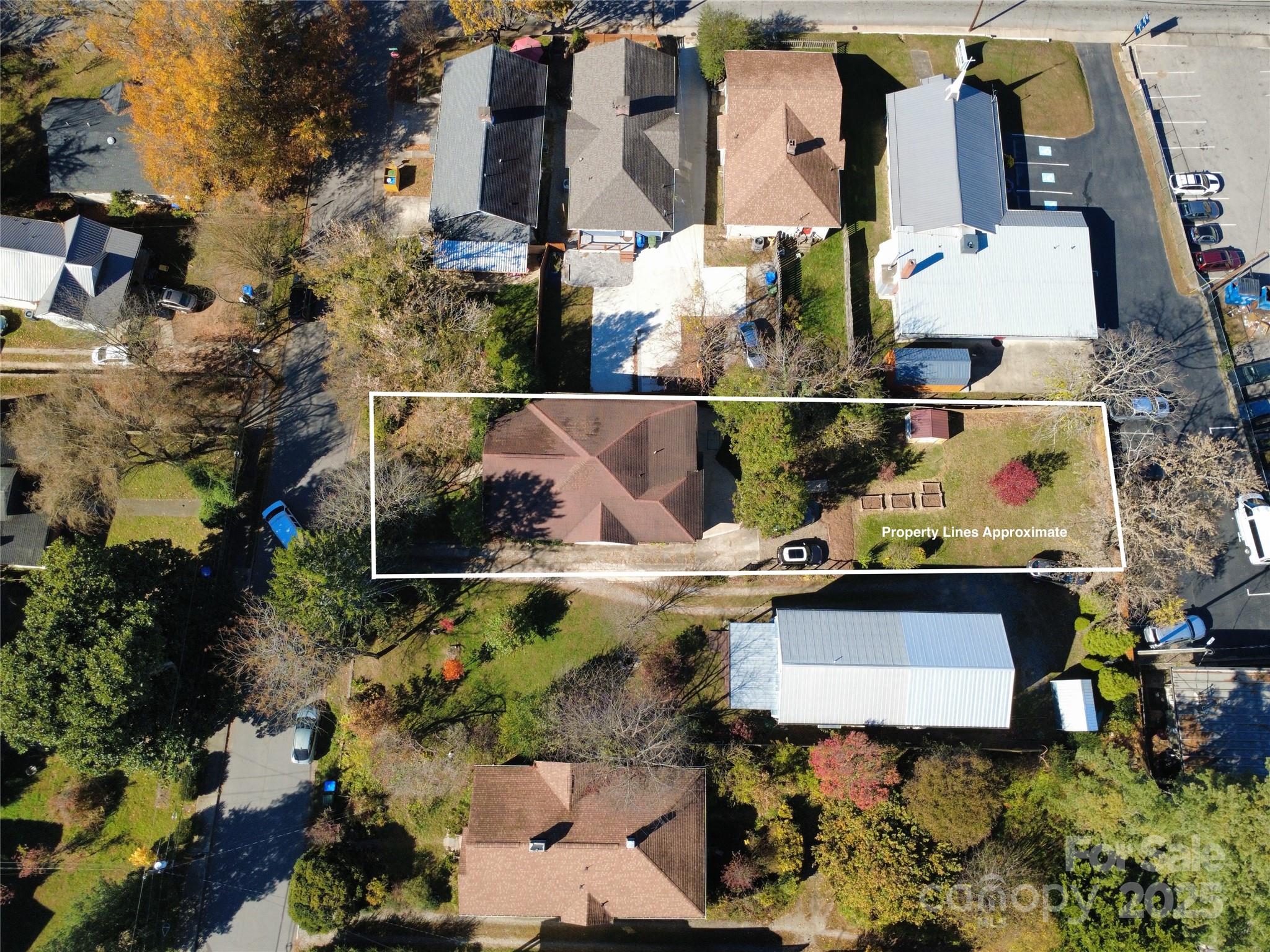 127 Pennsylvania Avenue Asheville, NC 28806 - Photo 44 of 48 an aerial view of residential houses with outdoor space