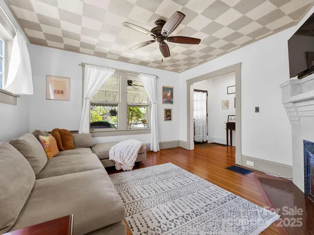 $519,900 | 127 Pennsylvania Avenue, Asheville, NC 28806