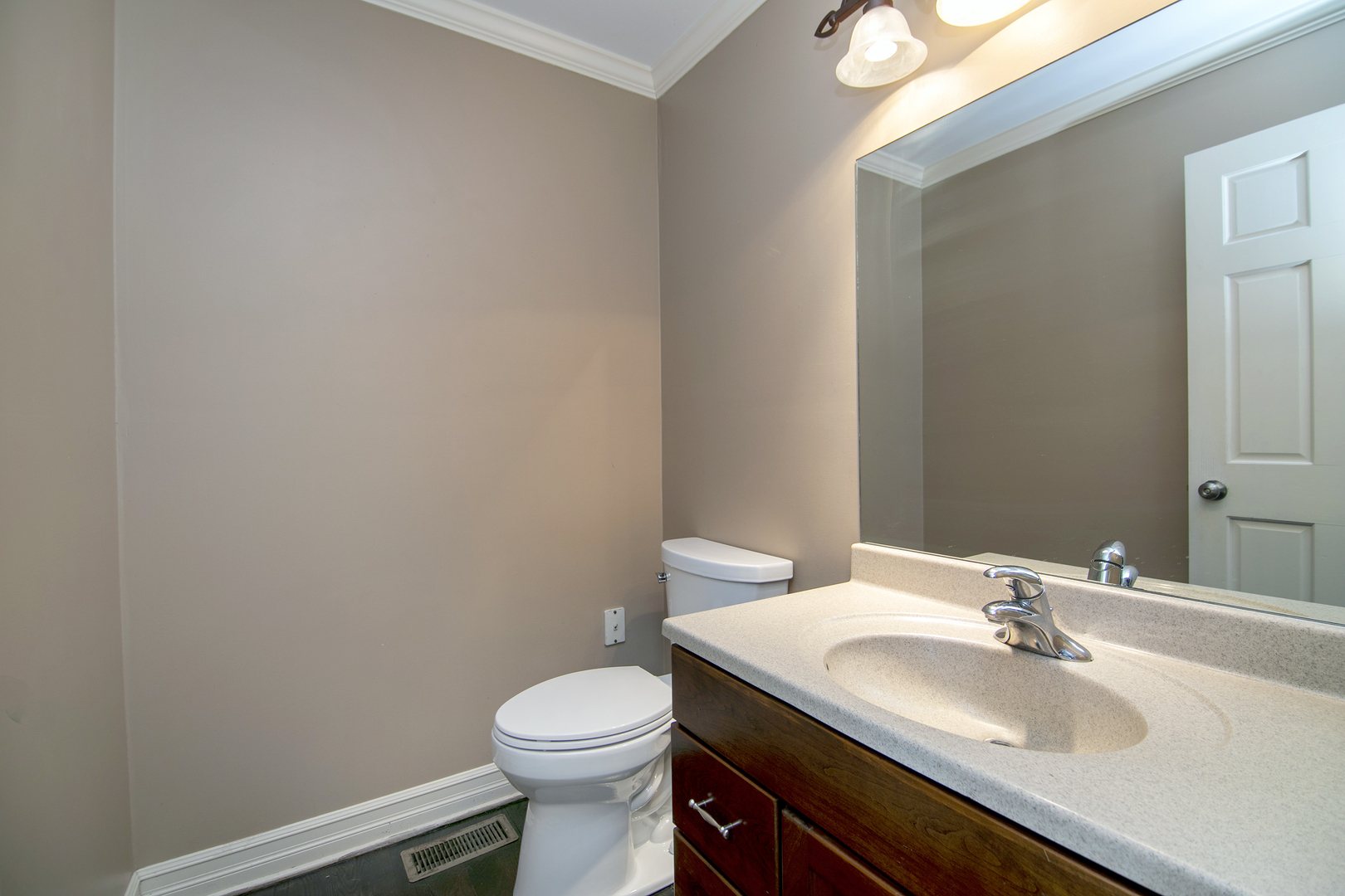 1123 Meadow Path Manteno, IL 60950 - Photo 11 of 32