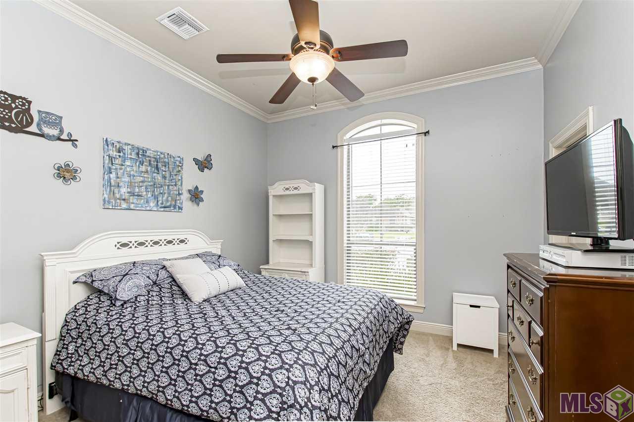 19211 Merlot Avenue Baton Rouge, LA 70817 - Photo 17 of 27 Gallery Image 17