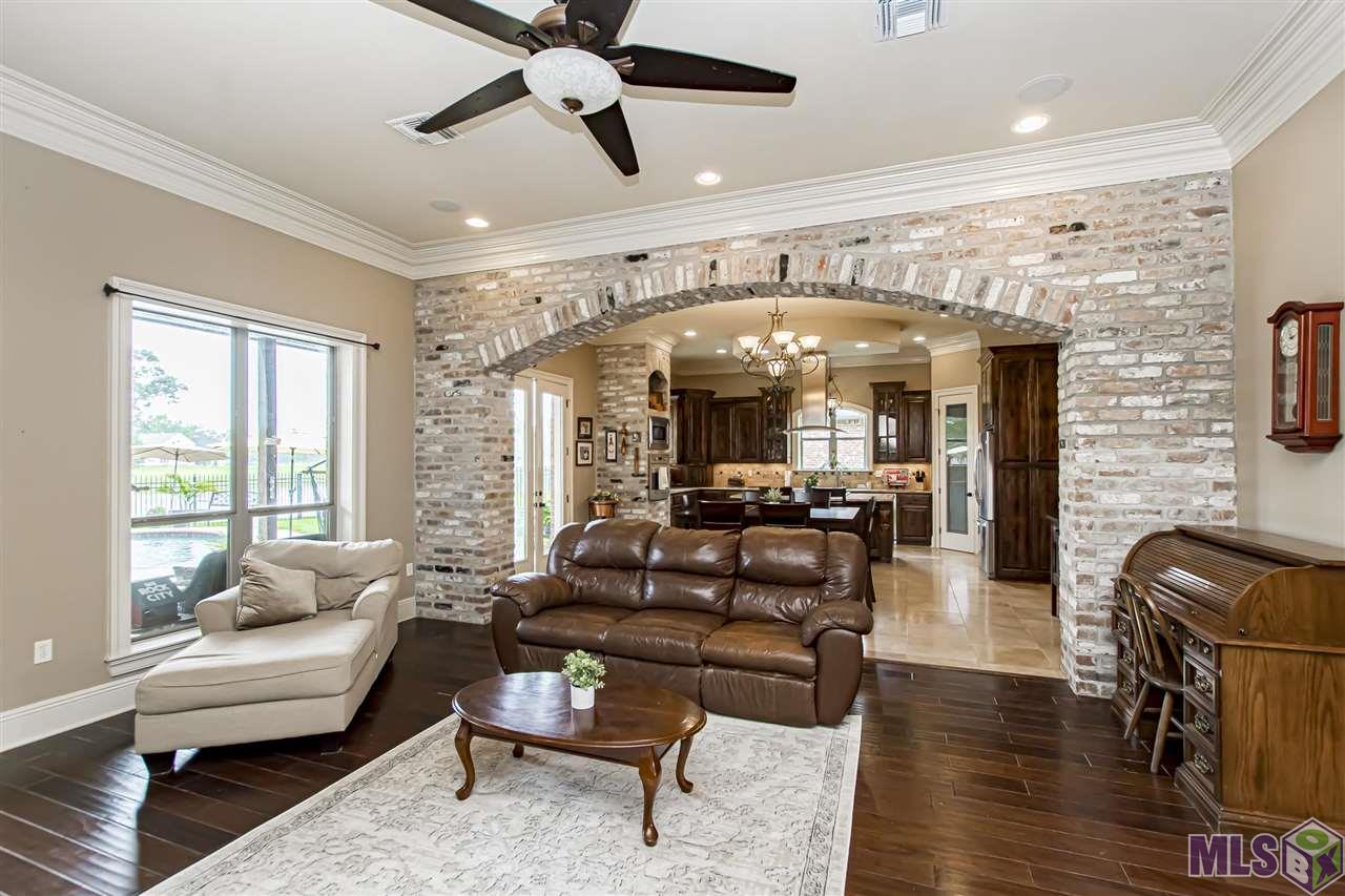 19211 Merlot Avenue Baton Rouge, LA 70817 - Photo 6 of 27 Gallery Image 6