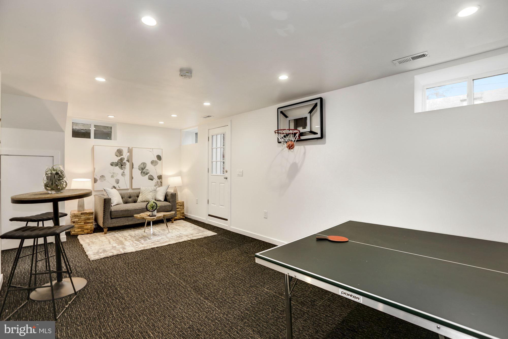 1330 Kalmia Road Northwest Washington, DC 20012 - Photo 20 of 32