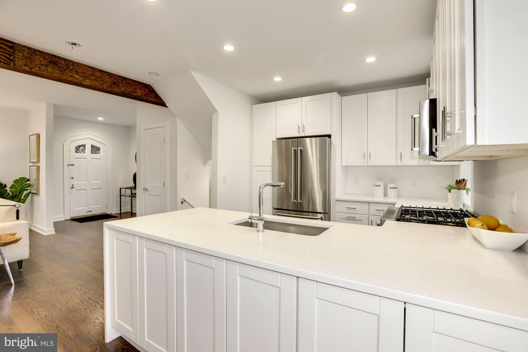 1330 Kalmia Road Northwest Washington, DC 20012 - Photo 9 of 32