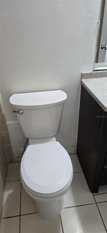 2530 Georgia Avenue, Unit B Sanford, FL 32773 - Photo 32 of 48 a white toilet sitting next to a toilet